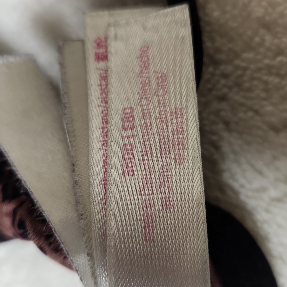 Pink Victoria's Secret 36DD Super Push up - Picture 9 of 14